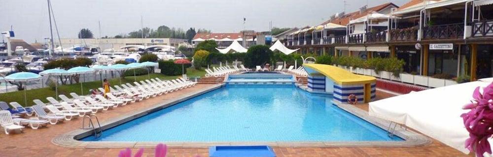 Hotel Marina Uno Lignano Sabbiadoro Extérieur photo