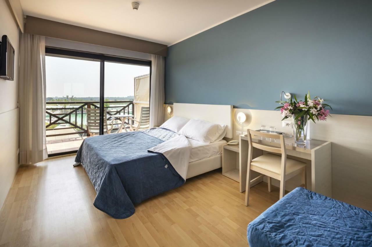 Hotel Marina Uno Lignano Sabbiadoro Extérieur photo